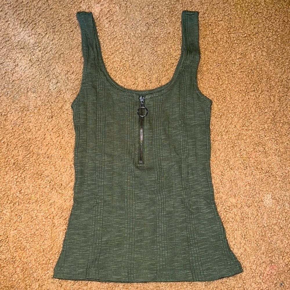 Aeropostale Color Green Size XS